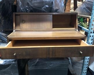 Secretary desk or cashier drawer