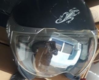Motorcycle helmet
