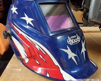 5228: Hobart Hood Welders Helmet Auto Darkening
Hobart Hood Welders Helmet
