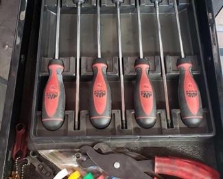 602: Mac Tools 7pc Torx Set and Fuel Line Disconnects
Mac Tools 7pc Torx Set and Fuel Line Disconnects