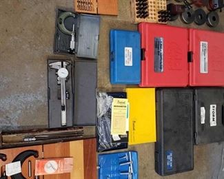 612: Micrometers, Telescoping Guage Set, Fowler Universal Test Set, and More
Punches, pinon depth discs, and more. Brands include Mac Tools, Lufkin, Central tool company, storm, Xtender dial bore guage,