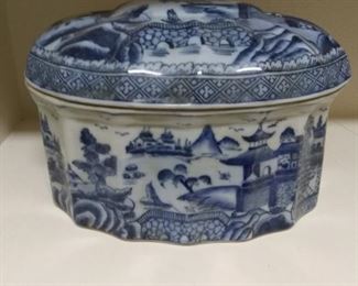 Japanese pottery