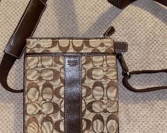 COACH CROSSBODY