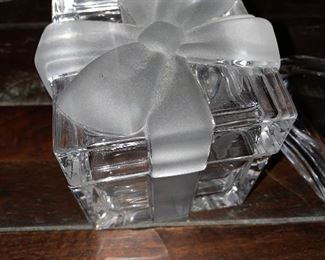 TIFFANY & CO CRYSTAL BOX
