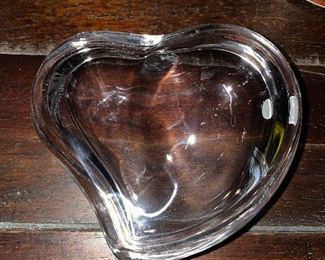 TIFFANY & CO CRYSTAL HEART BOX
