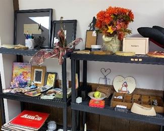 HOME DECORATIONS