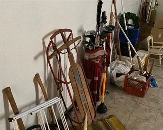 GARAGE ITEMS / YARD TOOLS