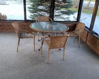 WICKER OUTDOOR PATIO FURNITURE
