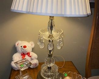 VINTAGE CRYSTAL LAMP