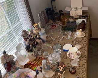 COLLECTIBLES / FIGURINES / VASES