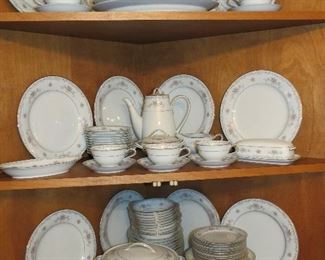 NORITAKE CHINA.  BARTON PATTERN. 