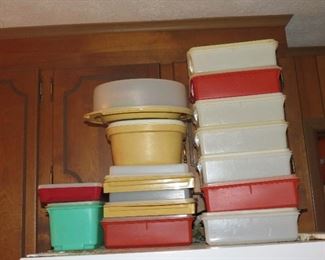 TUPPER WARE.