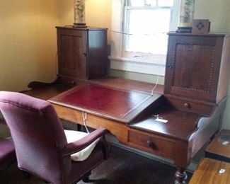 maylies restaurant desk