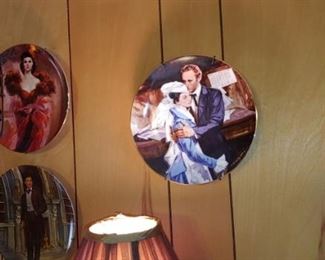 Large selection of collector Gone With the Wind plates