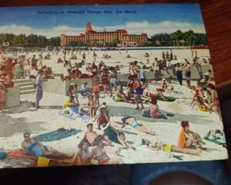 Great selection of vantage Florida postcards