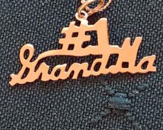 14 karat gold necklace