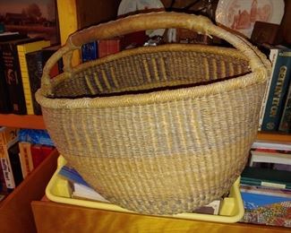 Beautiful vintage pine straw basket with leather handle