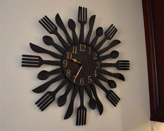 Kitchen clock