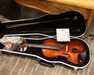 Scherl & Roth R102E4 student violin