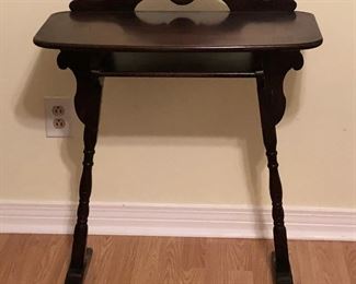 BN131: Antique Small Writing Table Desk Local Pickup https://www.ebay.com/itm/113926245749