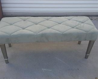 CT5004: Clothe and Wood Bench $65 Local Pickup https://www.ebay.com/itm/113945968811