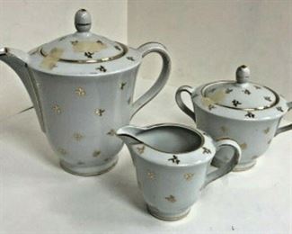 DG49: VERY NICE Haviland Limoges gold and white three piece tea set LOCAL PICKUP https://www.ebay.com/itm/123960411362