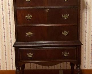 SL3010: Early American Style Hide Away Secretary Desk Local Pickup https://www.ebay.com/itm/113946010227