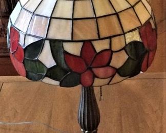 Tiffany Style Table / Desk Lamp