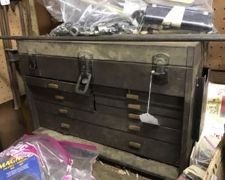 GREAT TOOL CHEST EMPTY