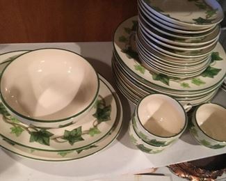 Franciscan Ivy dishes