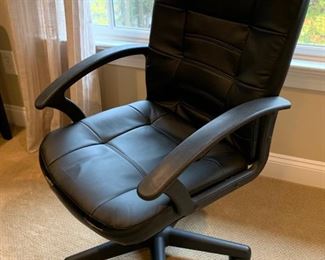 86. Black Office Chair 