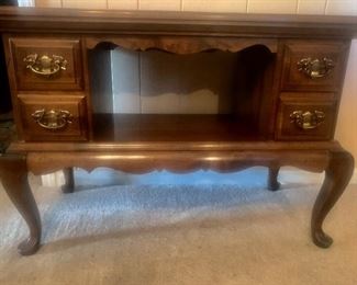 Sprague & Carleton small console