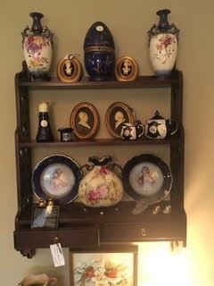 Salem Square wall shelf