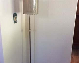 Deco floor lamp