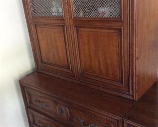 Henredon cabinet 