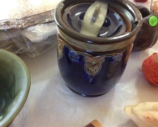 Royal doulton humidor