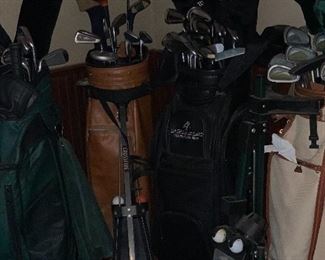 GOLF CLUBS