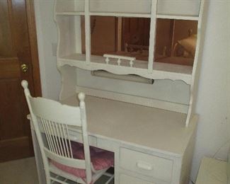 Desk with Hutch
