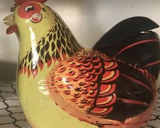 Vintage tin hen/chicken