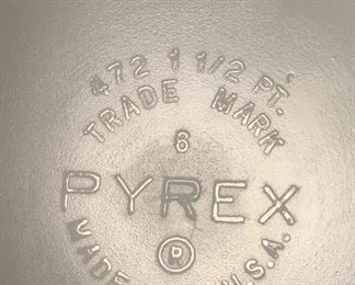 Maker's mark for Terra bakeware