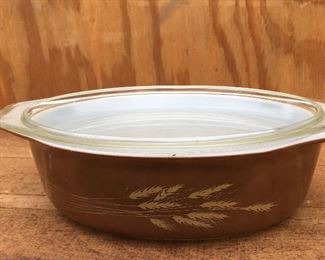 Vintage Pyrex Wheat oval baker