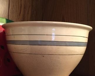 Vintage mixing bowl