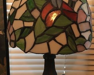 Small stain glass table lamp