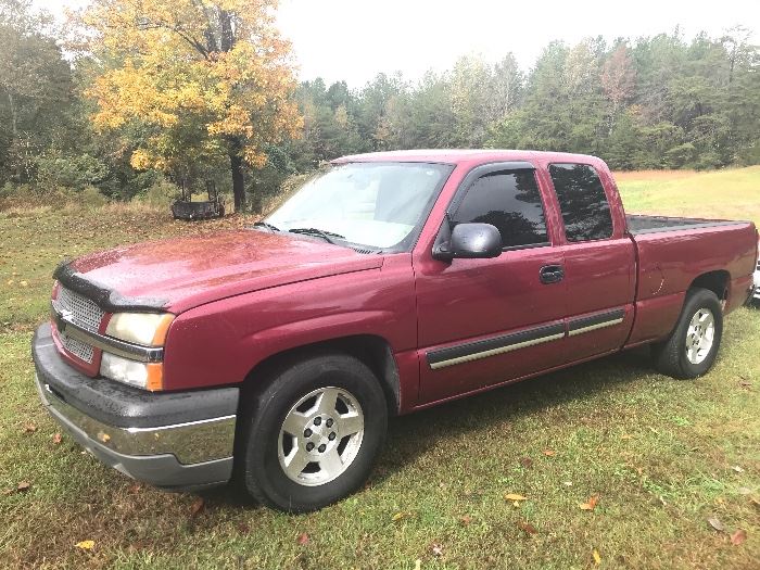 '05 Silverado truck with 159k miles