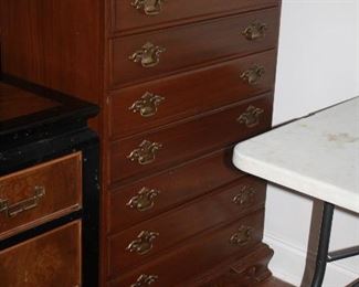Vintage "chester" drawers