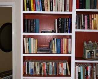 Lots of Books all 2.00$ unless marked