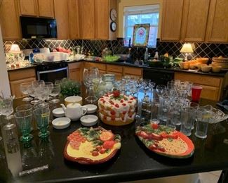 Kitchen full