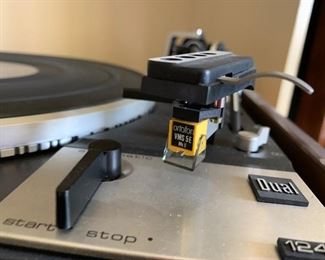 DUAL 1249 Vintage Turntable	 	
