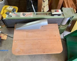 Grizzly Industrial Edge Sander	51x46x30in	HxWxD
