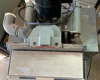 Delta 32-10 Plate Joiner w/ accessories	45x19x19	HxWxD
